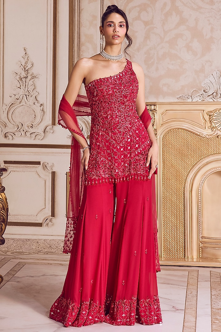 Magenta Pure Silk Organza Sequins Embroidered Kurta Set by Sanya Gulati at Pernia's Pop Up Shop
