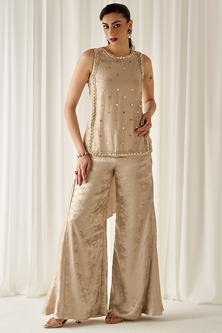 Beige Mukaish Organza & Shimmer Embellished Co-Ord Set by Sanya Gulati at Pernia's Pop Up Shop