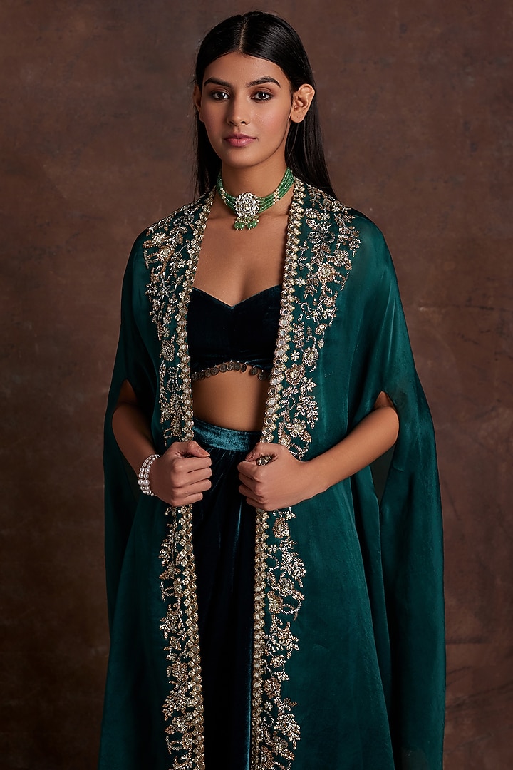 Green Organza Hand Embroidered Cape Set by Sanya Gulati at Pernia's Pop Up Shop