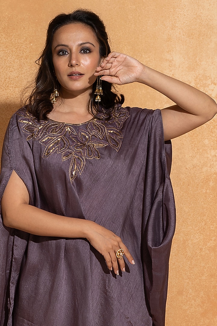 Lilac Dupion Silk Hand Embroidered Kaftan by Sugandh Gupta at Pernia's Pop Up Shop