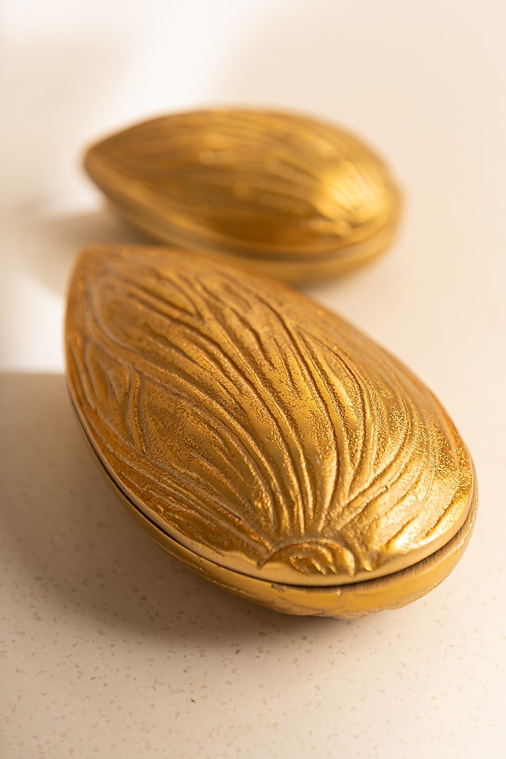 Golden Metal Showpiece (Set Of 2) by SG Home at Pernia's Pop Up Shop