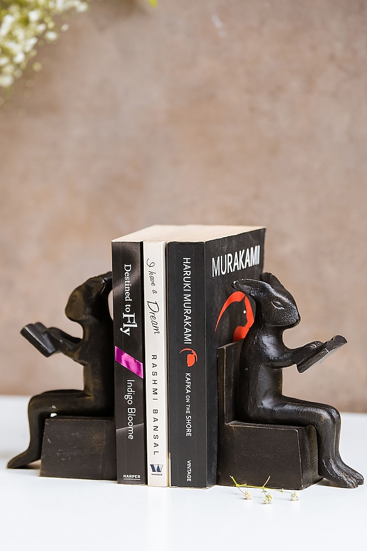 Black Metal Handcrafted Bookend (Set of 2) by SG Home