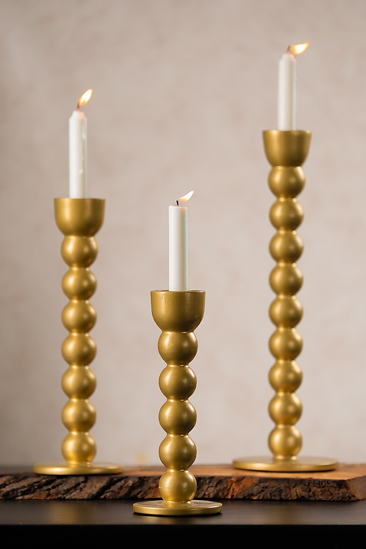 Golden Curvy Candle Holder (Set of 3) by SG Home