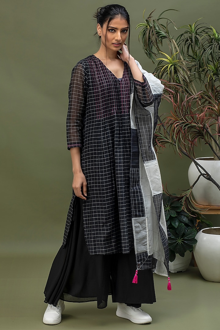 Multi-Colored Handwoven Patchwork Dupatta by Smriti Gupta at Pernia's Pop Up Shop