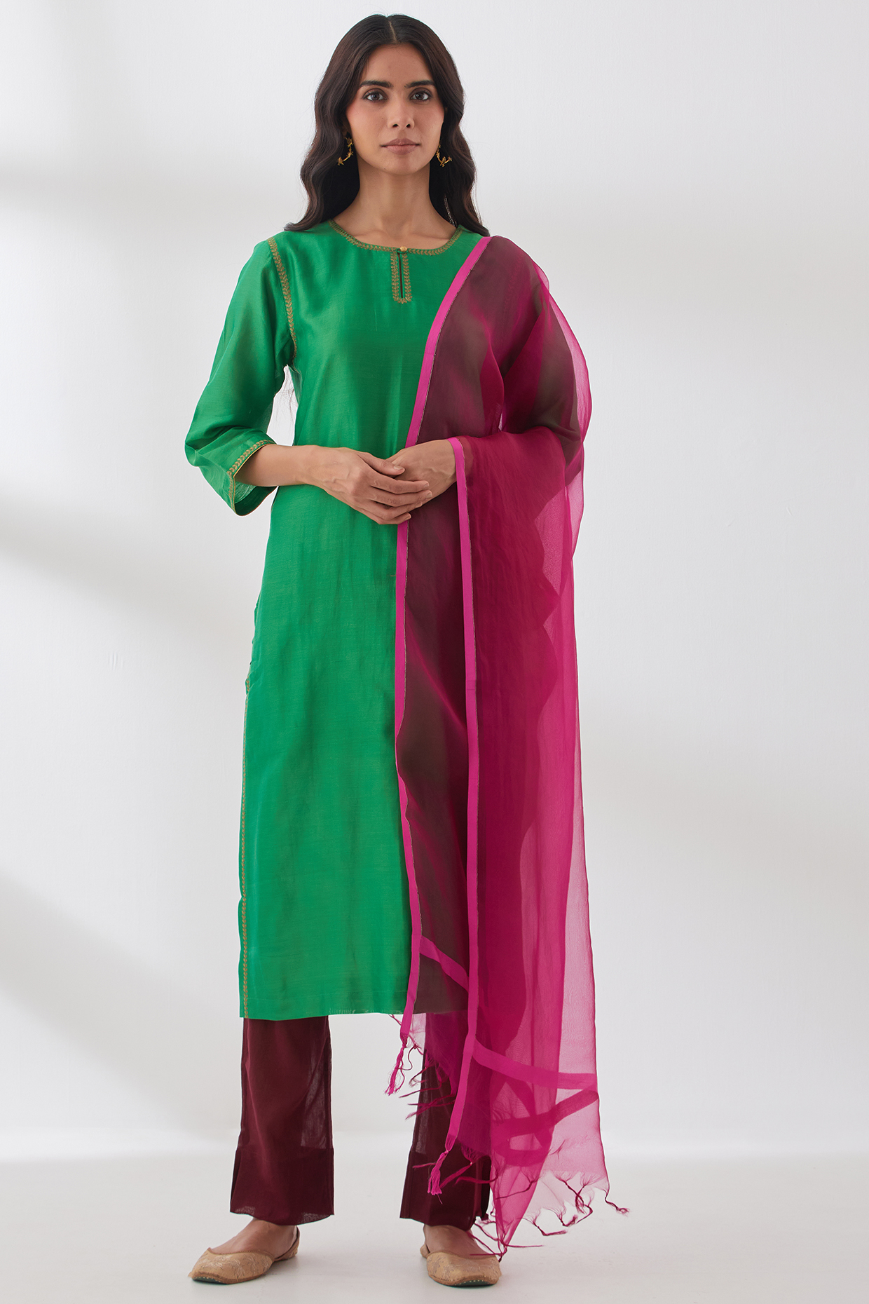 Parrot Green Pure Chanderi Kurta Set by Smriti Gupta at Pernia's Pop Up Shop