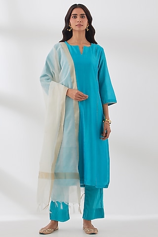 Turquoise Pure Chanderi Kurta Set by Smriti Gupta