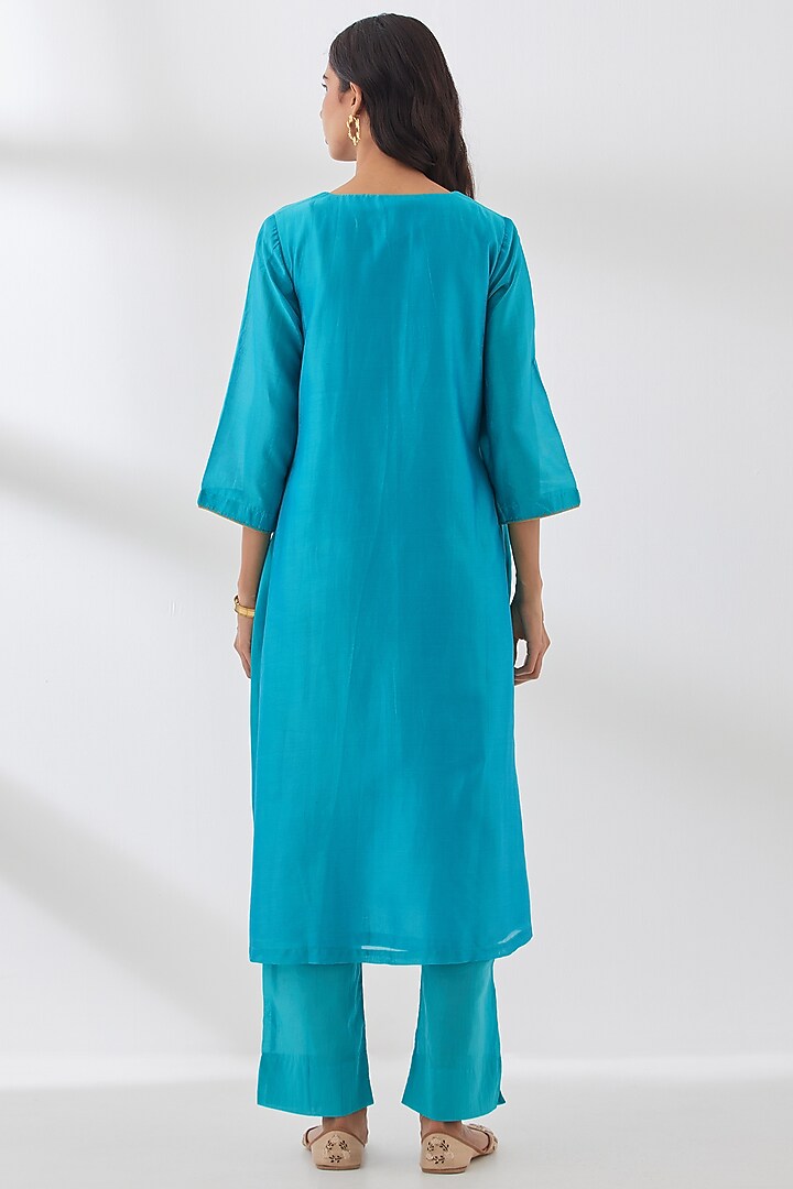 Turquoise Pure Chanderi Kurta Set by Smriti Gupta at Pernia's Pop Up Shop
