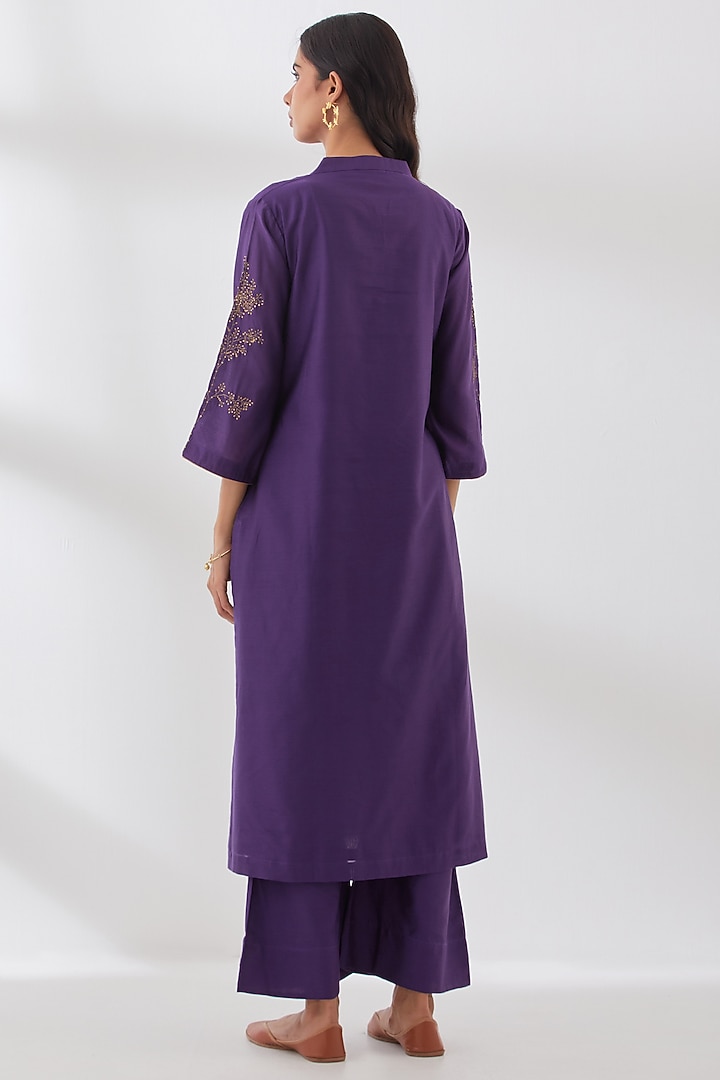 Purple Pure Chanderi Hand Embroidered Kurta Set by Smriti Gupta at Pernia's Pop Up Shop