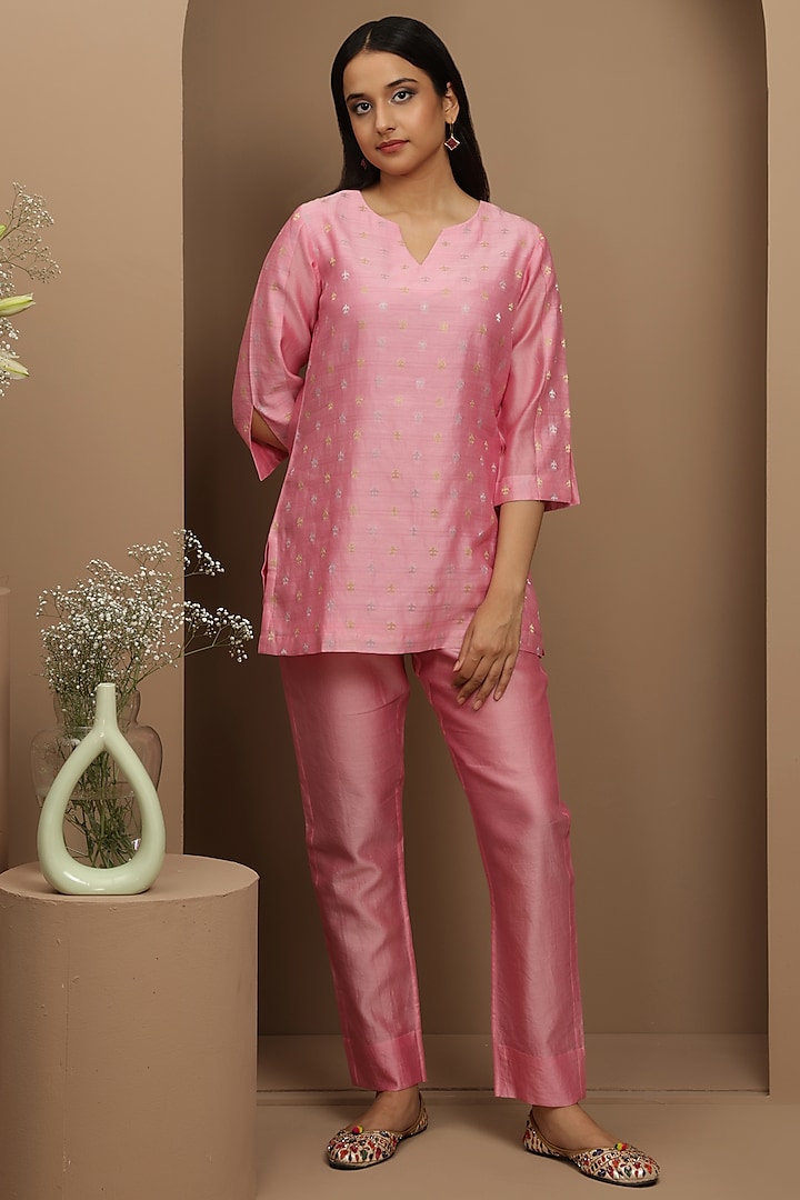Pink Handwoven Banarasi Jacquard Tunic Set by Smriti Gupta