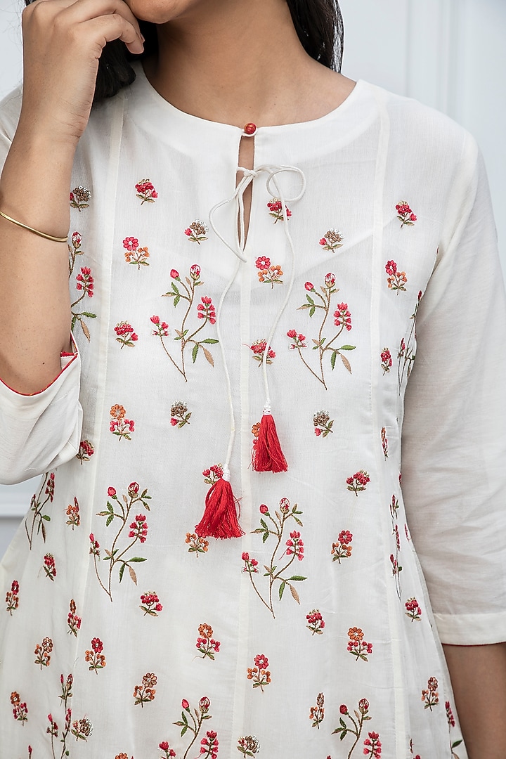 Multi-Colored Embroidered Kalidar Kurta Set by Smriti Gupta at Pernia's Pop Up Shop