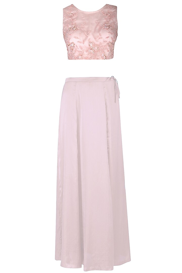 Pink embroidered saree set available only at Pernia's Pop Up Shop.