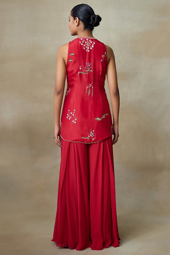 Red Silk Organza Motifs Hand Embroidered Kurta Set by Shasha Gaba at Pernia's Pop Up Shop