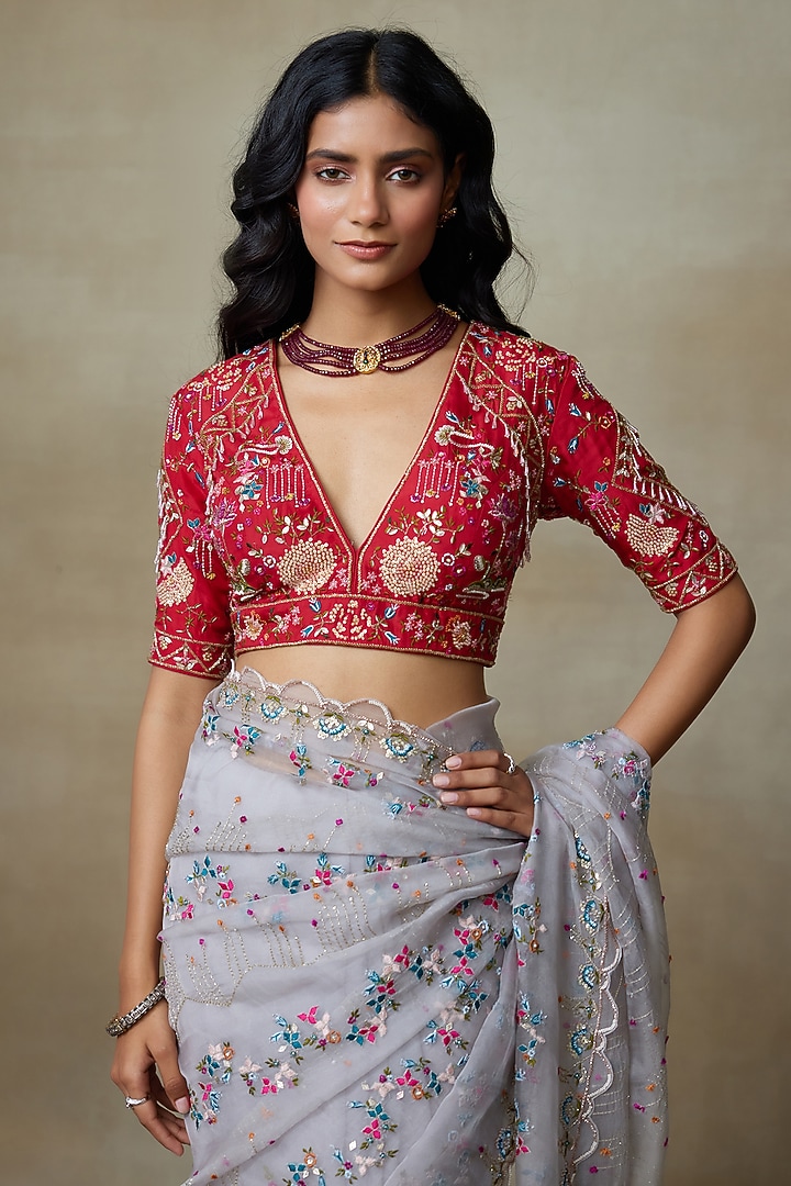 Grey Silk Organza Resham Floral Embroidered Reception Saree Set by Shasha Gaba at Pernia's Pop Up Shop