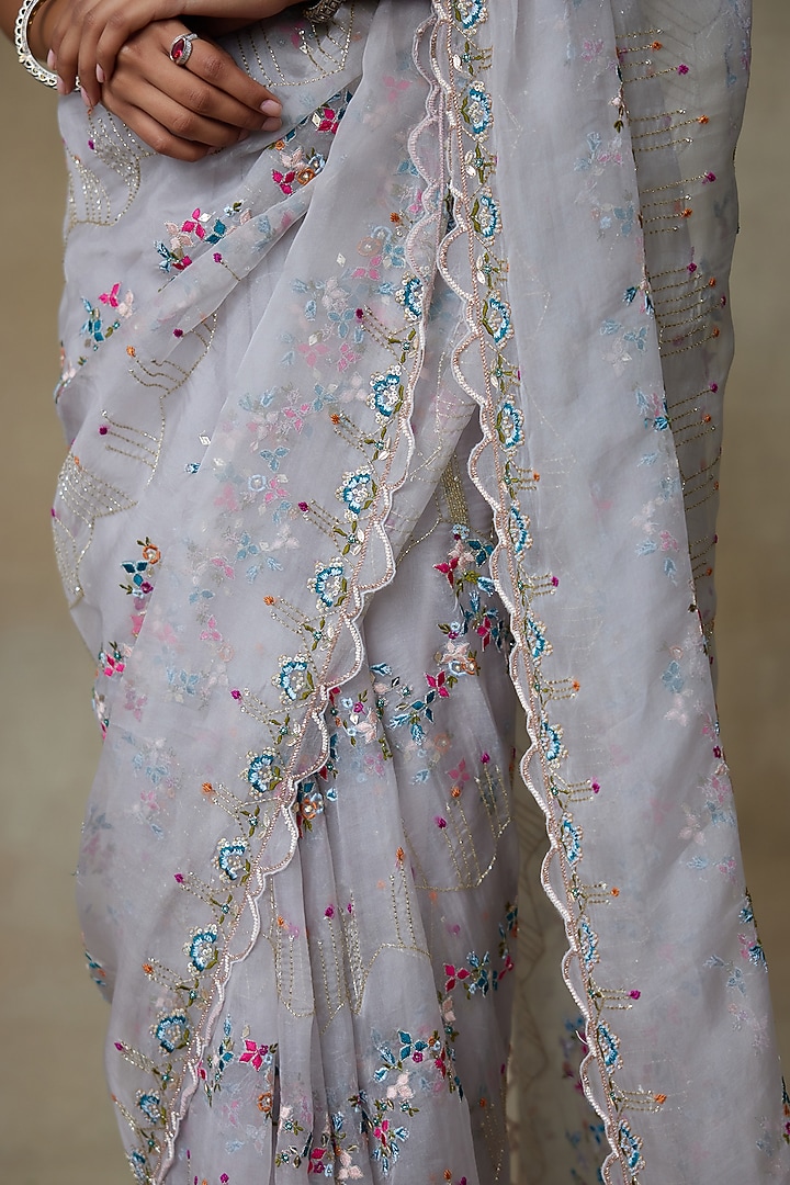 Grey Silk Organza Resham Floral Embroidered Reception Saree Set by Shasha Gaba at Pernia's Pop Up Shop