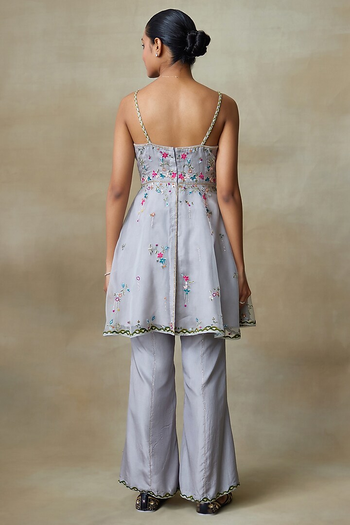 Grey Silk Organza Floral Hand Embroidered Kurta Set by Shasha Gaba at Pernia's Pop Up Shop