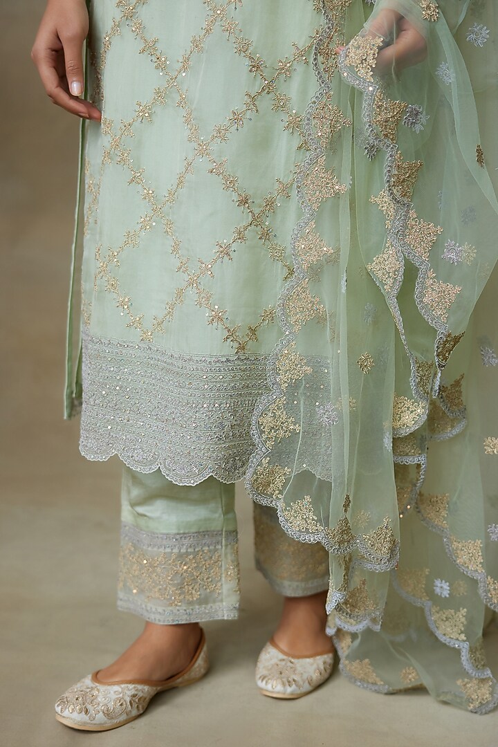 Mint Green Silk Organza Embroidered Kurta Set by Shasha Gaba at Pernia's Pop Up Shop