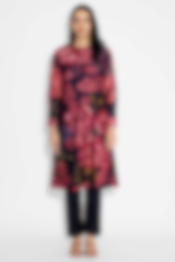Blue Poly Chanderi Floral Straight Kurta by Shasha Gaba at Pernia's Pop Up Shop