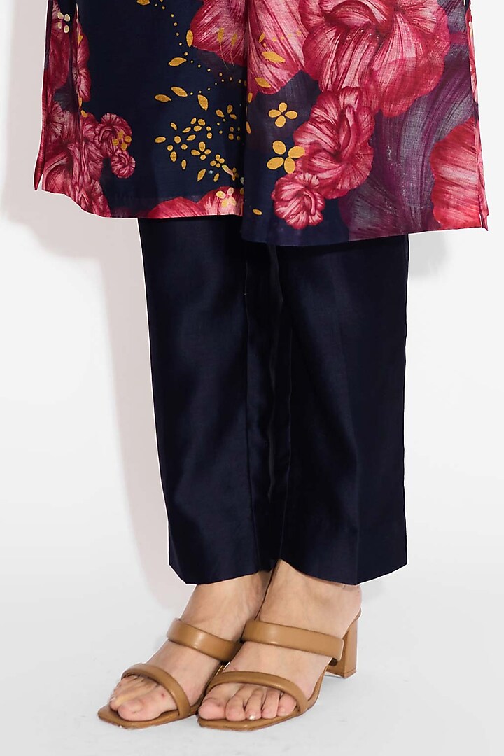 Blue Poly Chanderi Floral Straight Kurta by Shasha Gaba at Pernia's Pop Up Shop