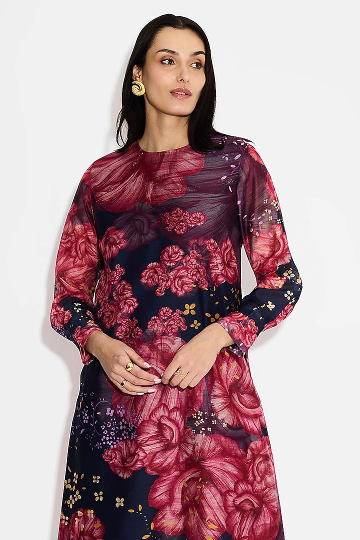 Blue Poly Chanderi Floral Straight Kurta by Shasha Gaba at Pernia's Pop Up Shop