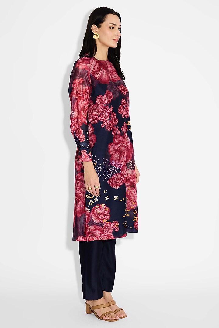Blue Poly Chanderi Floral Straight Kurta by Shasha Gaba at Pernia's Pop Up Shop