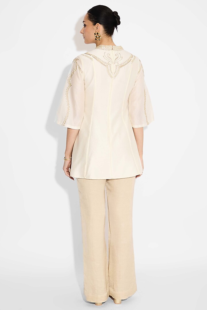 Ivory Poly Chanderi Pearl Embellished Short Kurta by Shasha Gaba at Pernia's Pop Up Shop