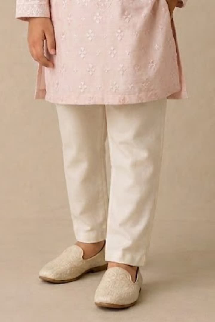 Rose Chanderi Thread & Pearl Work Kurta For Boys by Shasha Gaba Kids at Pernia's Pop Up Shop