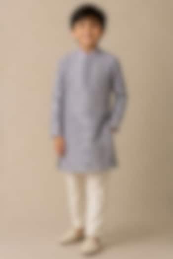 Blue Chanderi Thread & Pearl Work Kurta For Boys by Shasha Gaba Kids at Pernia's Pop Up Shop