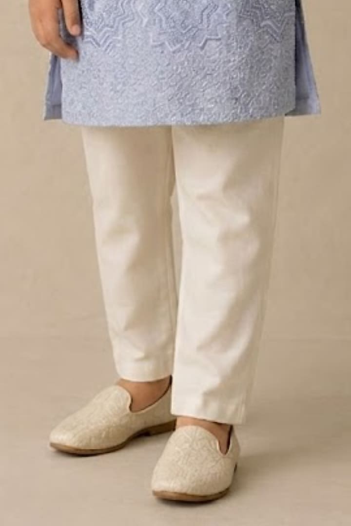 Blue Chanderi Thread & Pearl Work Kurta For Boys by Shasha Gaba Kids at Pernia's Pop Up Shop