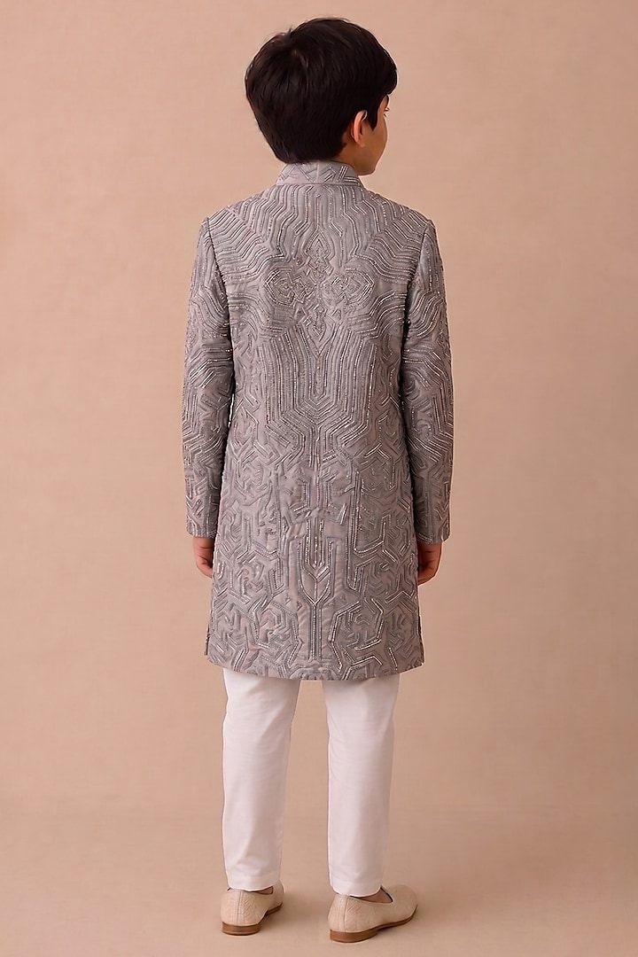 Grey Chanderi Thread & Pearl Work Kurta For Boys by Shasha Gaba Kids at Pernia's Pop Up Shop