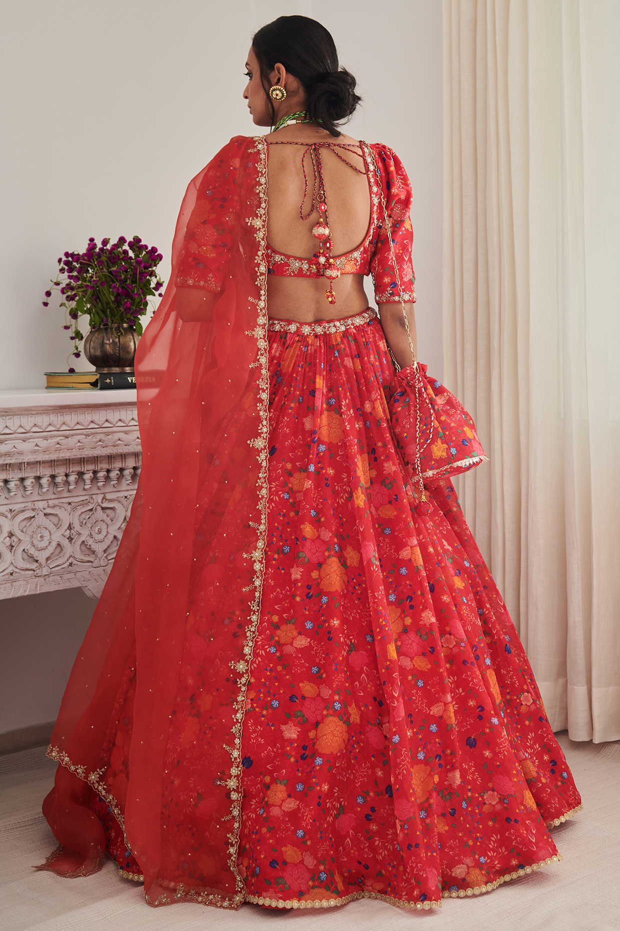 Heavy Silk Bridal Lehenga at Best Price in Delhi | Sri Hemkunt Saree Kendra