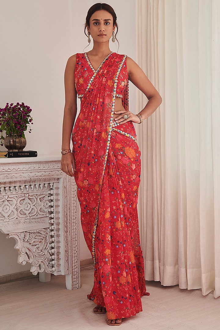Red Chiffon Printed & Embroidered Pre-stitched Wedding Saree Set by Shasha Gaba at Pernia's Pop Up Shop