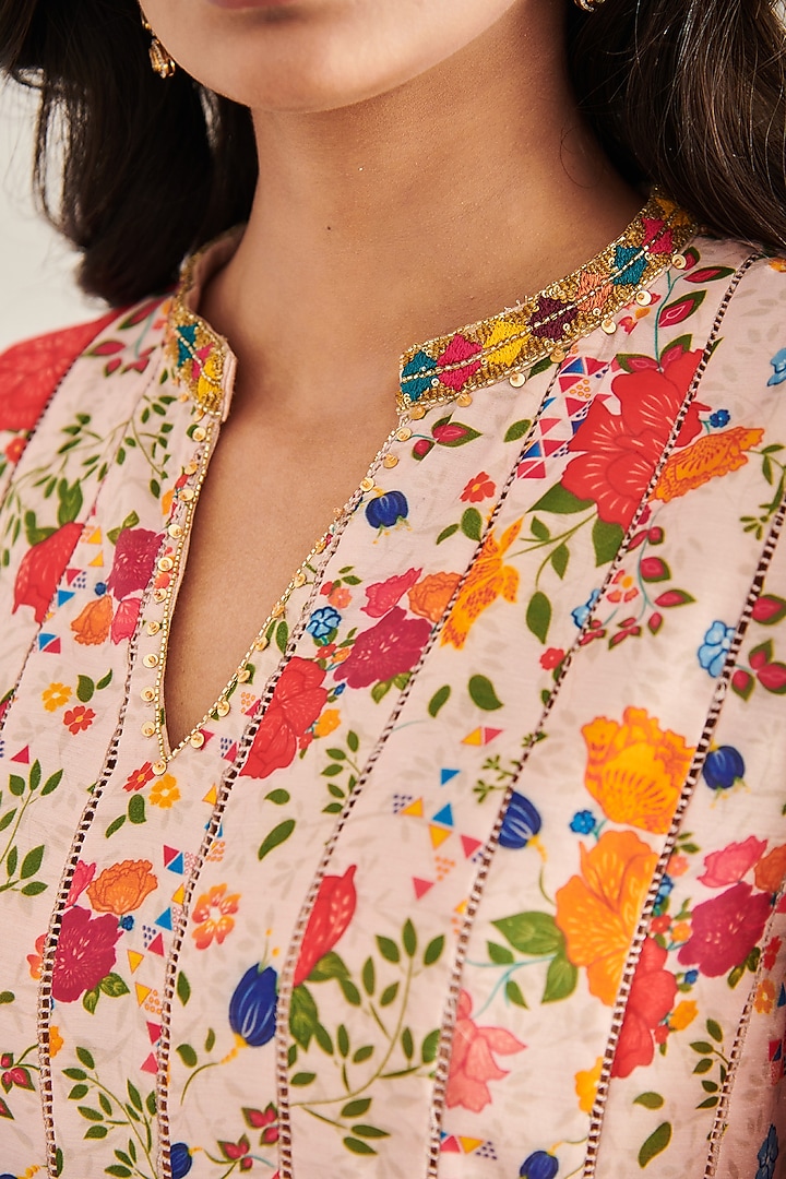 Champagne Chanderi Printed & Embroidered Kurta Set by Shasha Gaba at Pernia's Pop Up Shop