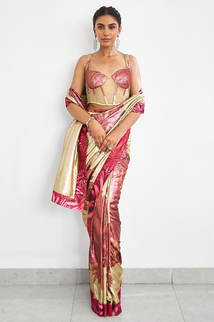 Golden Sequins Wedding Saree Set by Shasha Gaba at Pernia's Pop Up Shop