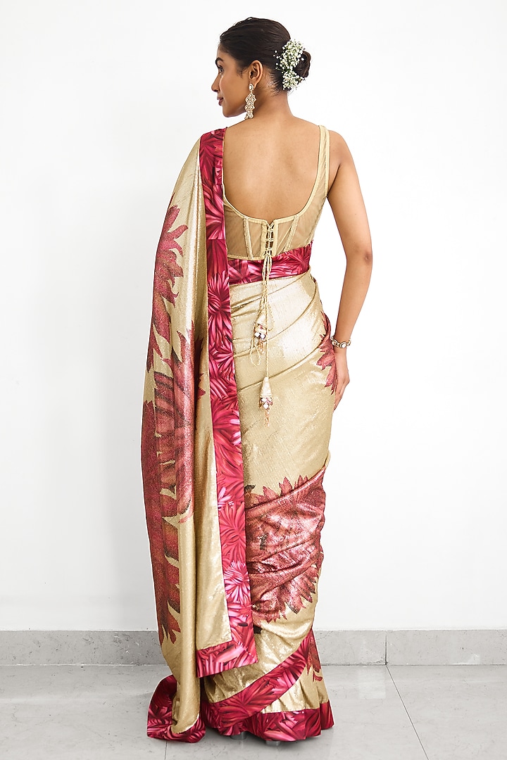 Golden Sequins Wedding Saree Set by Shasha Gaba at Pernia's Pop Up Shop