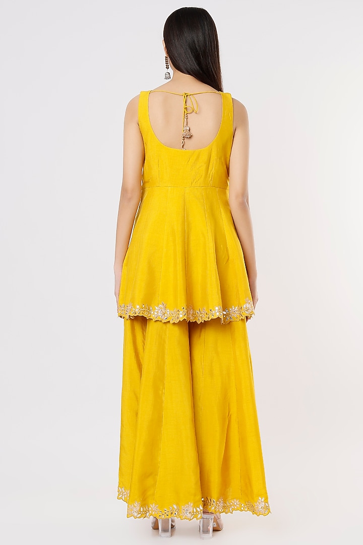 Yellow Embroidered Party Wear Sharara Set by Shagun Nagi at Pernia's Pop Up Shop