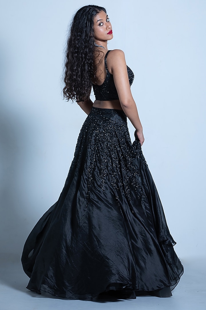 Black Embroidered Skirt Set by Shahmeen Husain at Pernia's Pop Up Shop