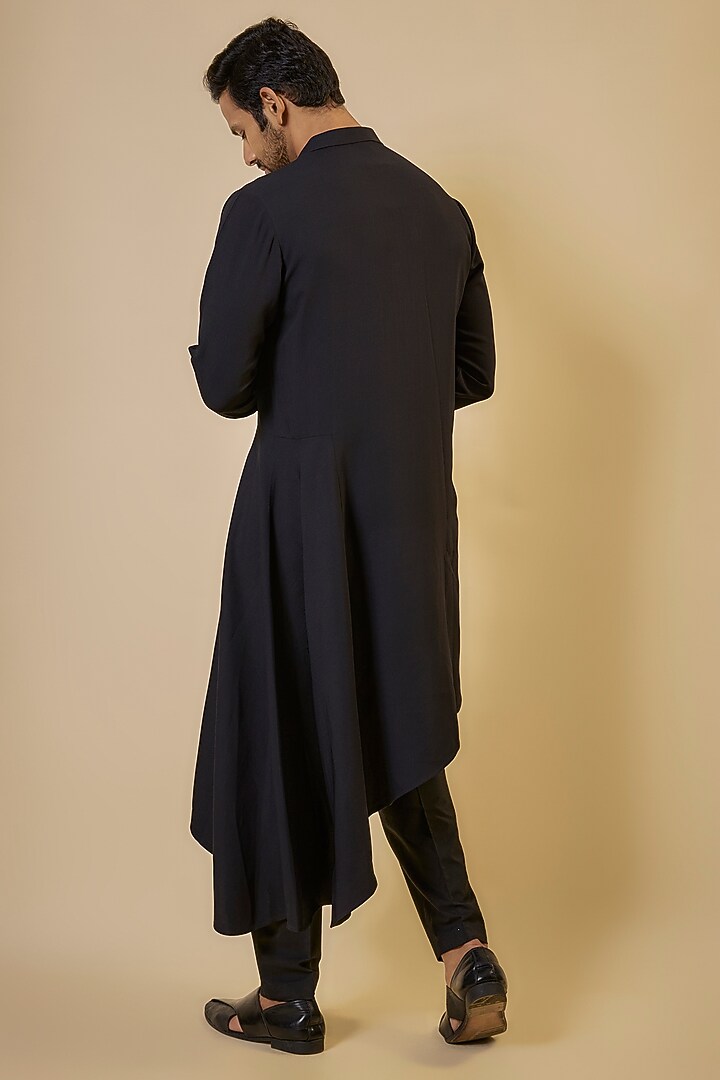 Black Crepe Embroidered Kurta Set by SAHIL ANEJA at Pernia's Pop Up Shop