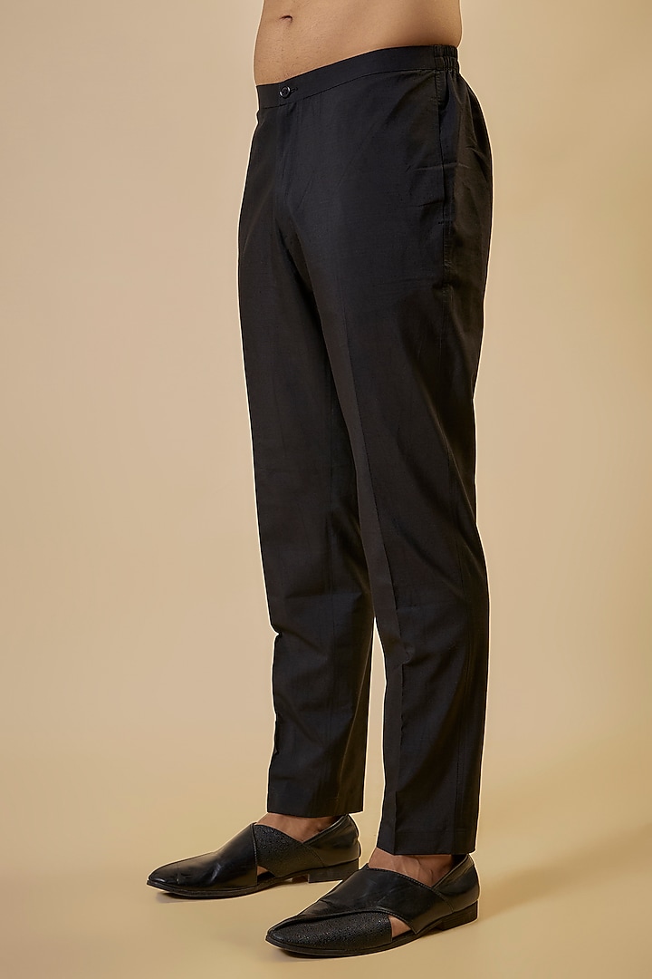 Black Crepe Embroidered Kurta Set by SAHIL ANEJA at Pernia's Pop Up Shop