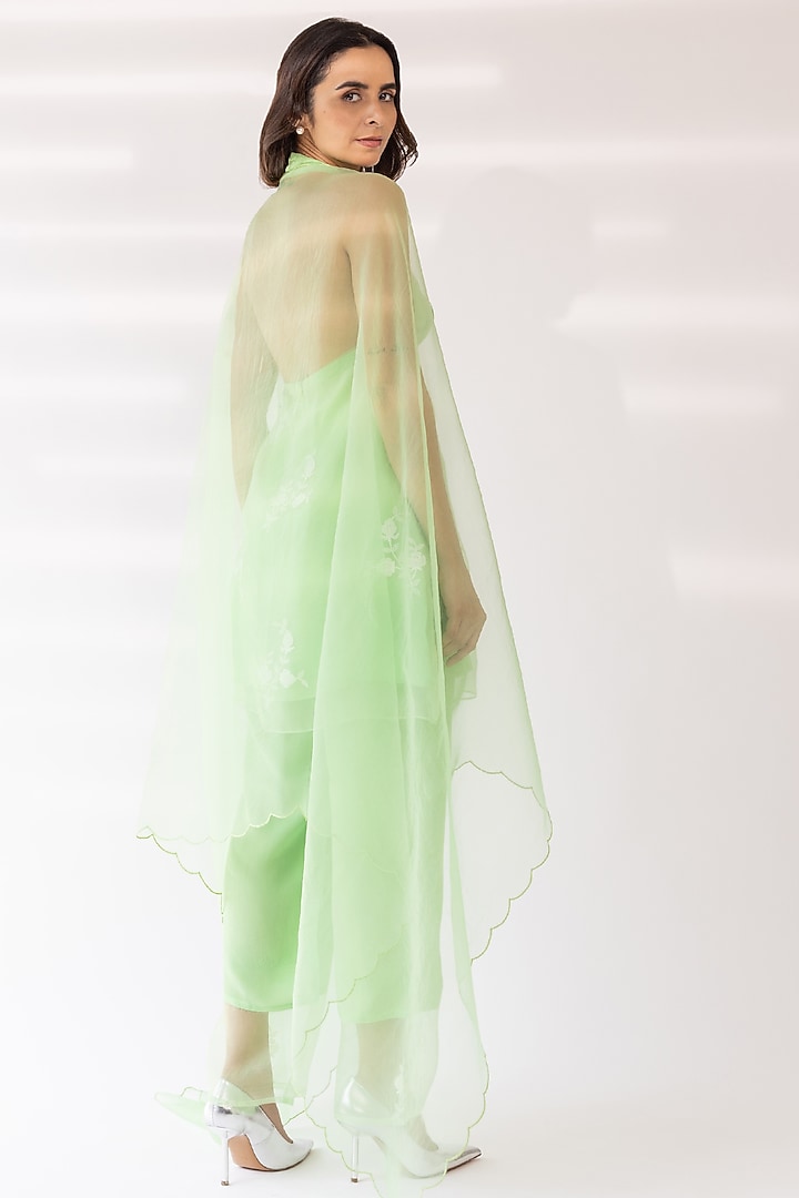 Mint Organza Embroidered Kurta Set by Shaakha at Pernia's Pop Up Shop