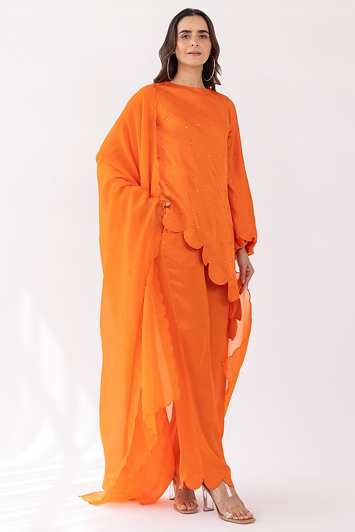 Orange Lurex Satin Blend Kurta Set by Shaakha at Pernia's Pop Up Shop