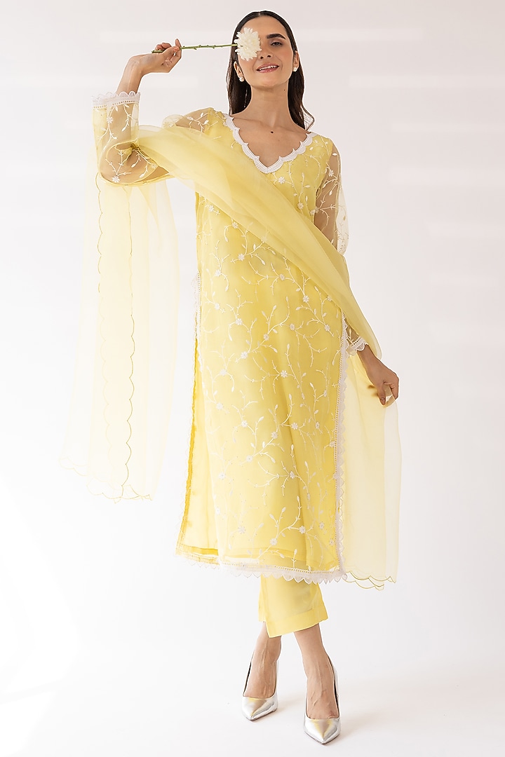 Yellow Organza Embroidered Kurta Set by Shaakha at Pernia's Pop Up Shop