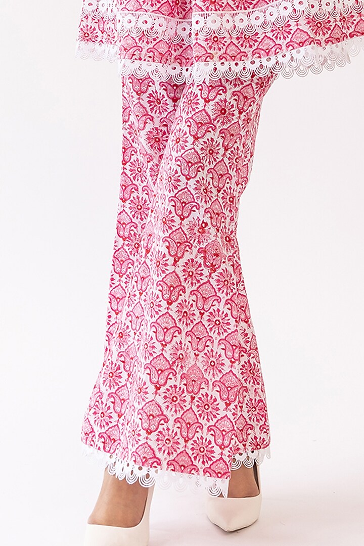 Pink & White Cotton Blend Block Printed Kurta Set by Shaakha at Pernia's Pop Up Shop