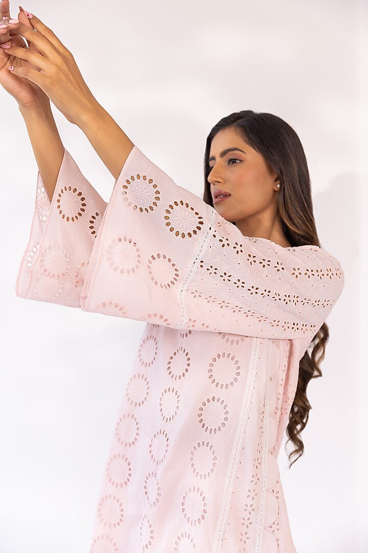 Chalk Pink Cotton Schiffli Kurta Set by Shaakha at Pernia's Pop Up Shop