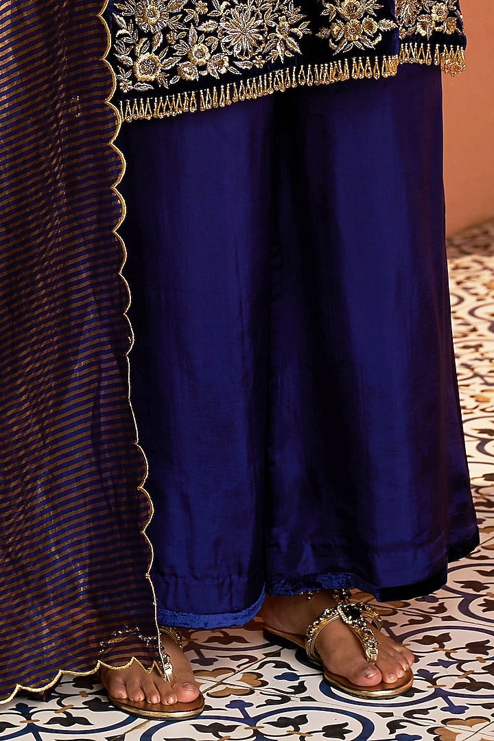 Blue Pure Silk Velvet Zardosi Embroidered Short Kalidar Kurta Set by SHALKII at Pernia's Pop Up Shop