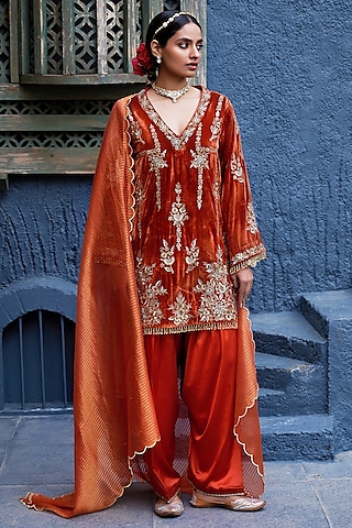 Orange Pure Silk Velvet Zardosi Embroidered Short Kalidar Kurta Set by SHALKII