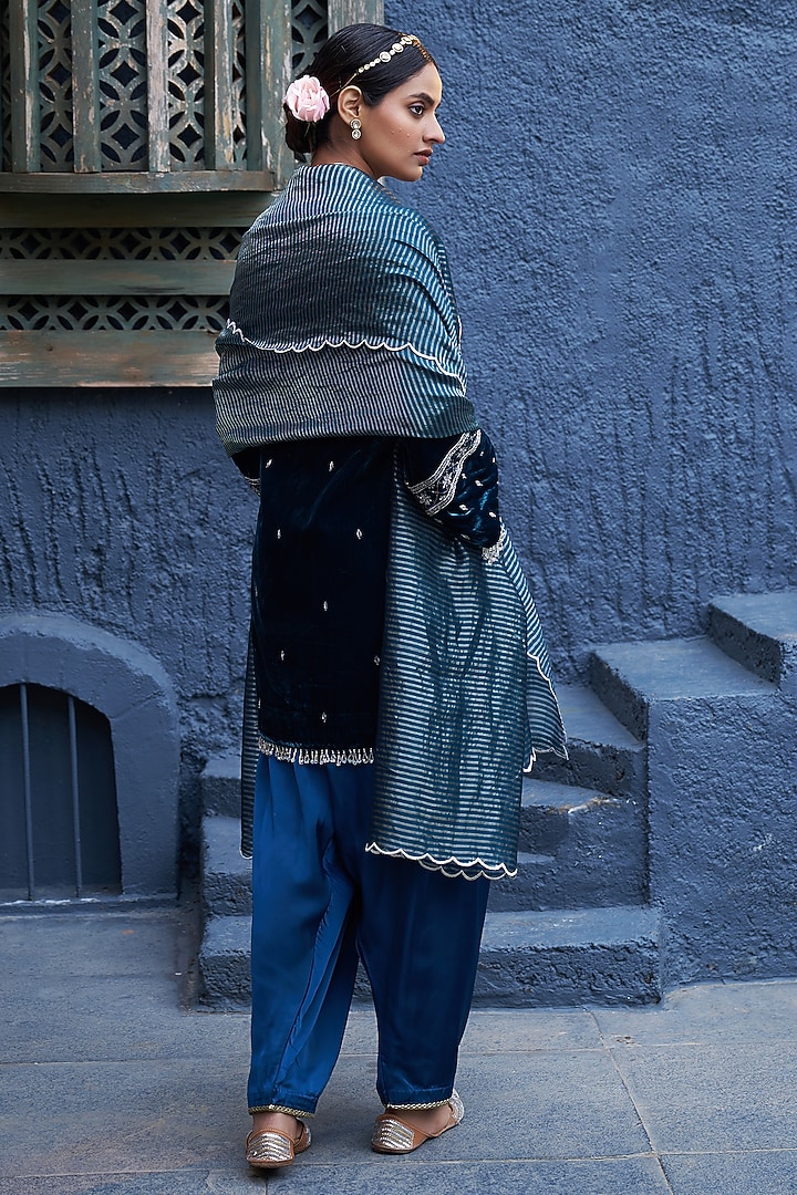 Blue Velvet Zardosi Embroidered Short Kalidar Kurta Set by SHALKII at Pernia's Pop Up Shop
