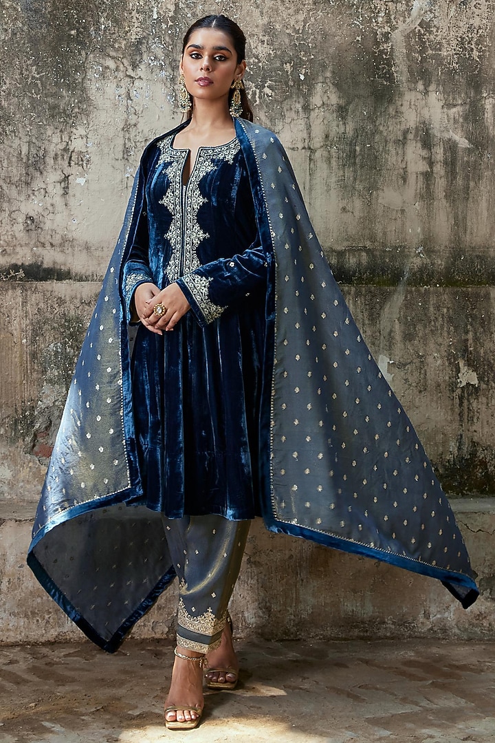 Teal Blue Pure Silk Velvet Kalidar Kurta Set by SHALKII at Pernia's Pop Up Shop