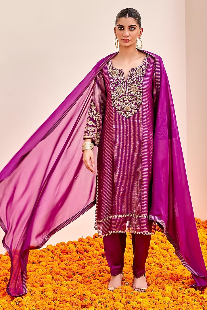 Purple Pure Chanderi Banarasi Cutdana Embroidered Kurta Set by SHALKII at Pernia's Pop Up Shop
