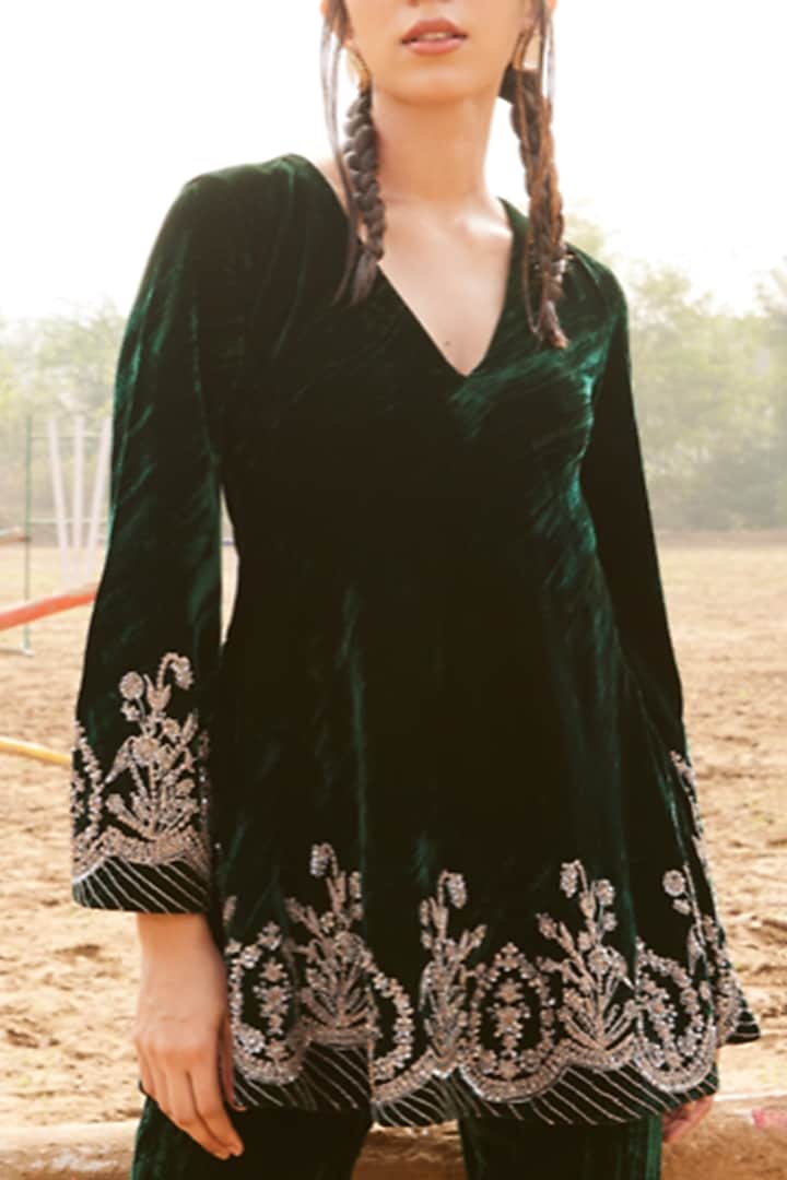 Bottle Green Pure Silk Velvet Hand & Machine Embroidered Kurta Set by SHALKII at Pernia's Pop Up Shop