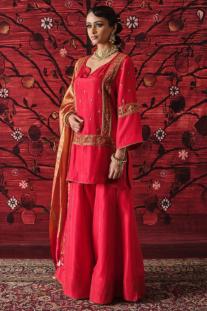 Red Silk Gharara Set by SHALKII at Pernia's Pop Up Shop